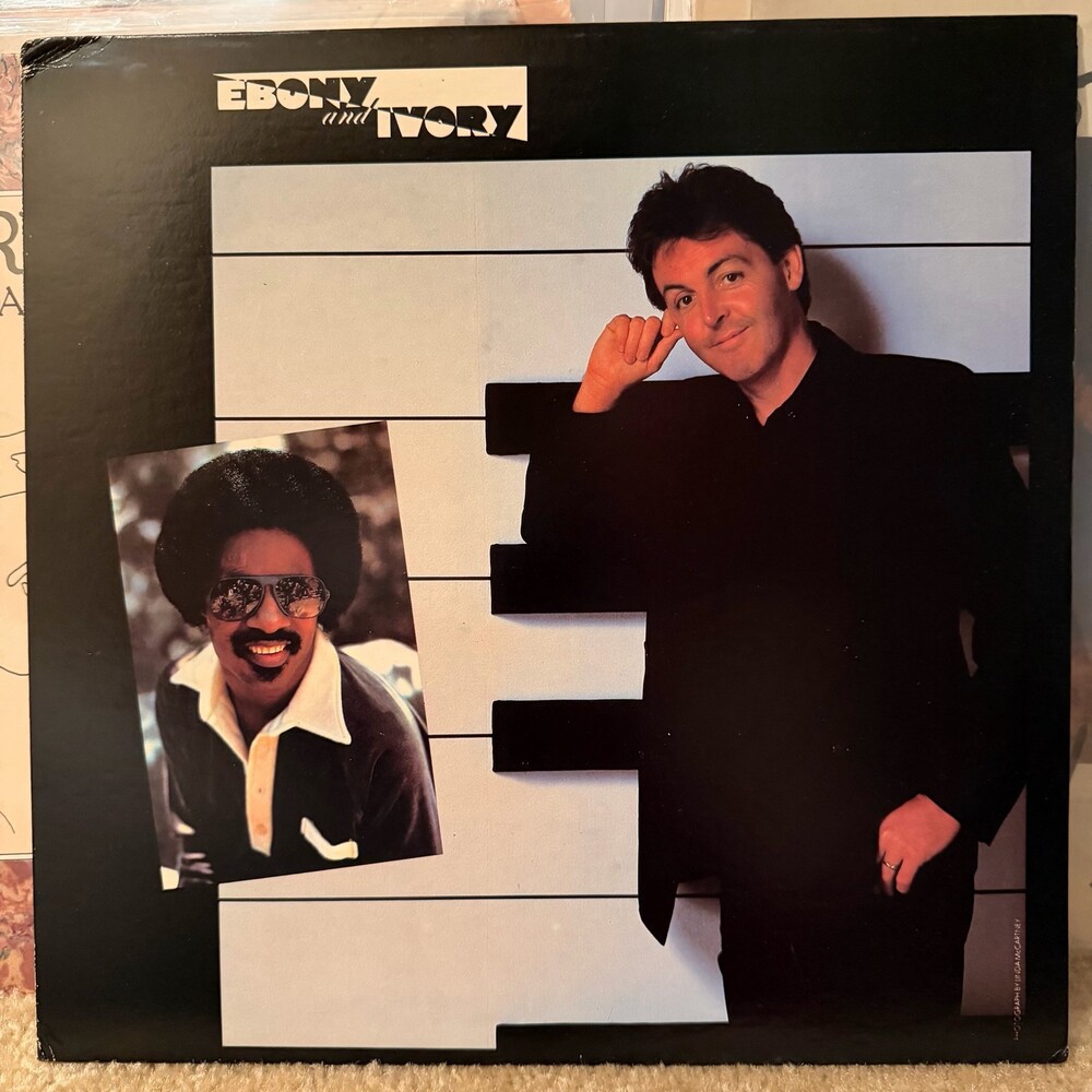 Paul McCartney & Stevie Wonder - Ebony And Ivory 12-inch Vinyl Single NM/VG+